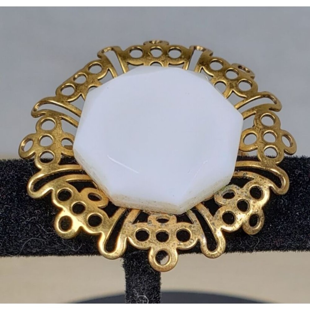 Vintage 1960's Signed Freirich White Cabochon Filigree Brooch Pin - Picture 8 of 15